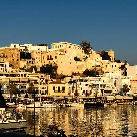 Naxos Budget Friendly 3 Min Walk From Port Apartman